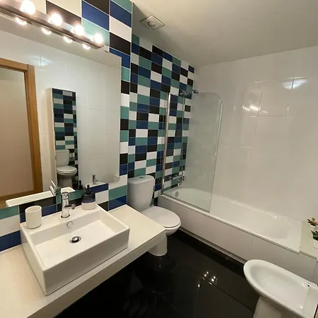 Terra Do Mar Atico Nuevo En Costa Da Morte, Camino De Faros *